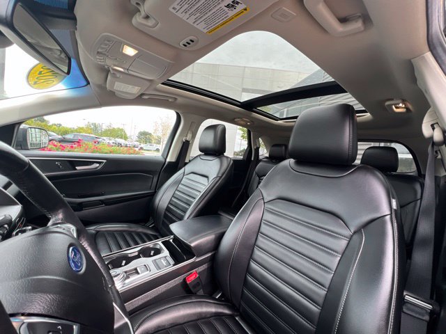 Used 2020 Ford Edge SEL w/ Convenience Package AWD/4WD image 22
