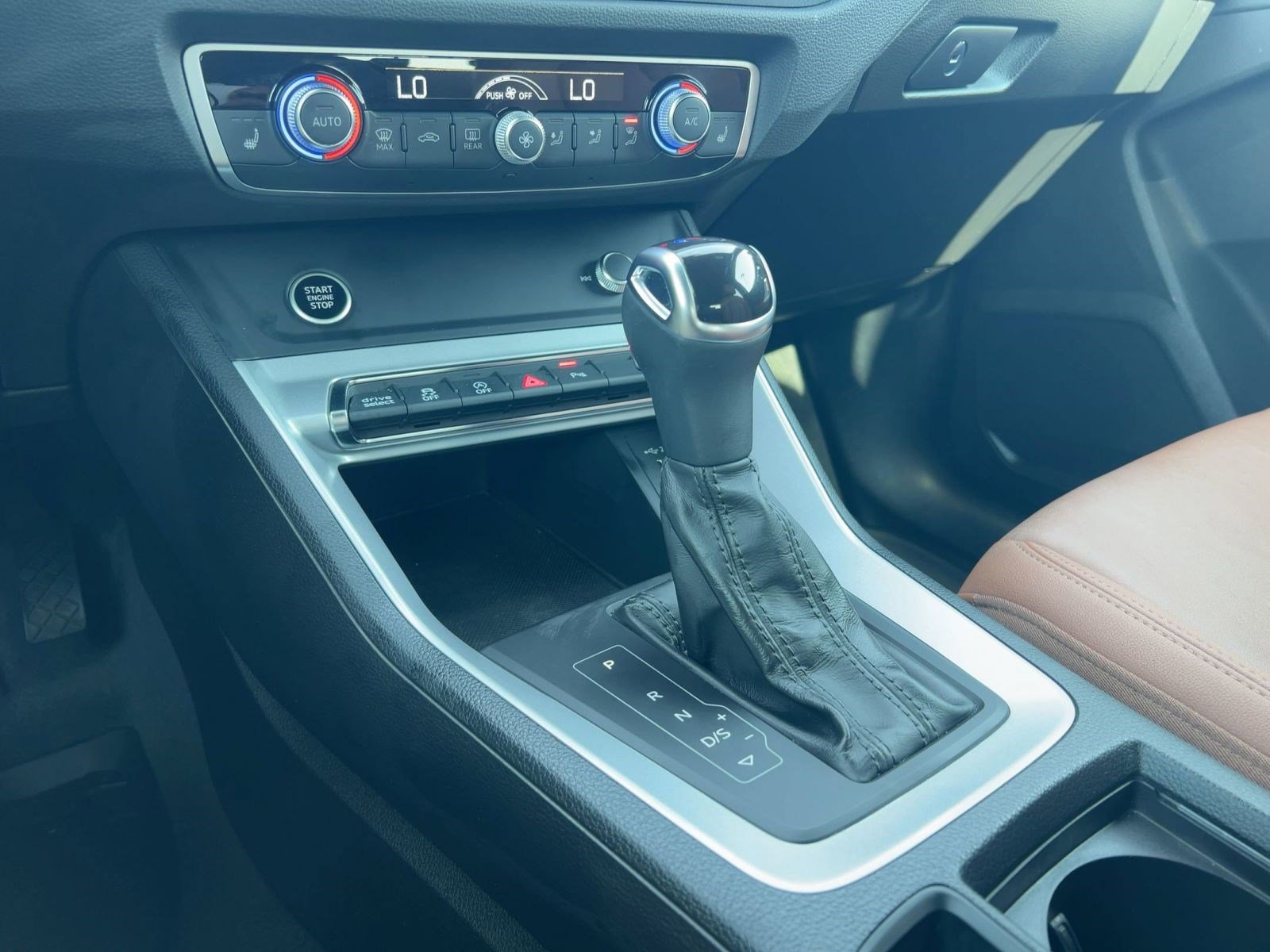 Certified 2022 Audi Q3 2.0T Premium Plus w/ Premium Plus Package image 17