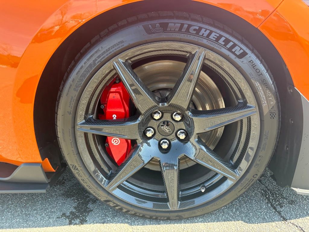 Used 2020 Ford Mustang Shelby GT500 w/ Carbon Fiber Track Pack image 10