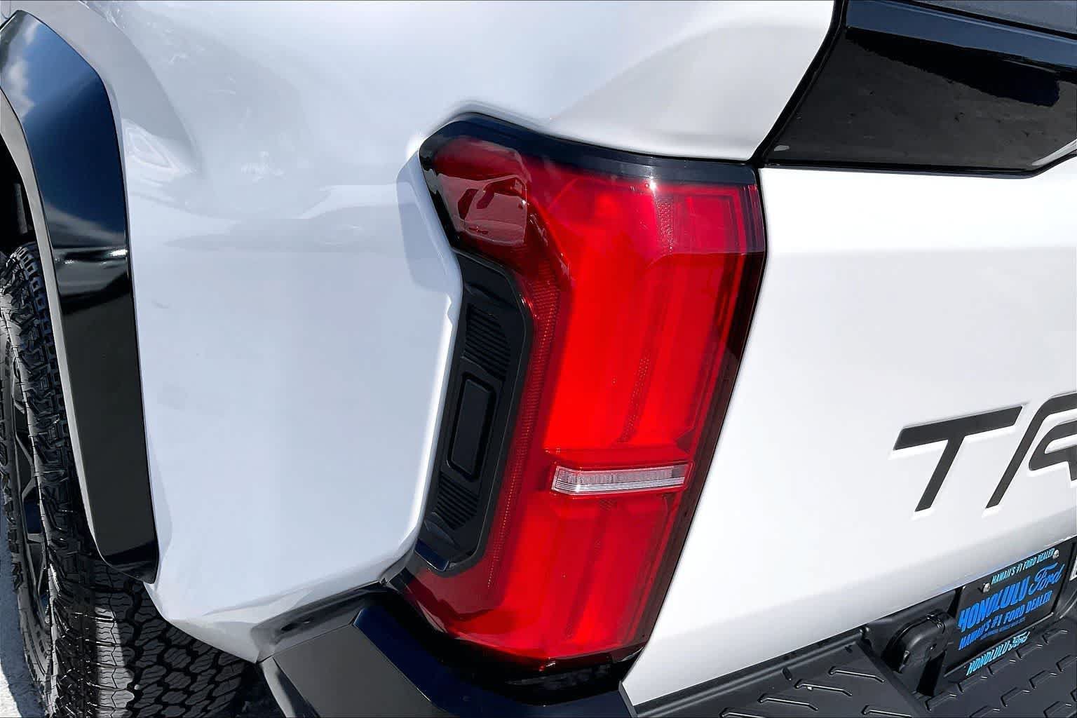 Used 2026 Toyota Tacoma TRD Pro AWD/4WD image 32