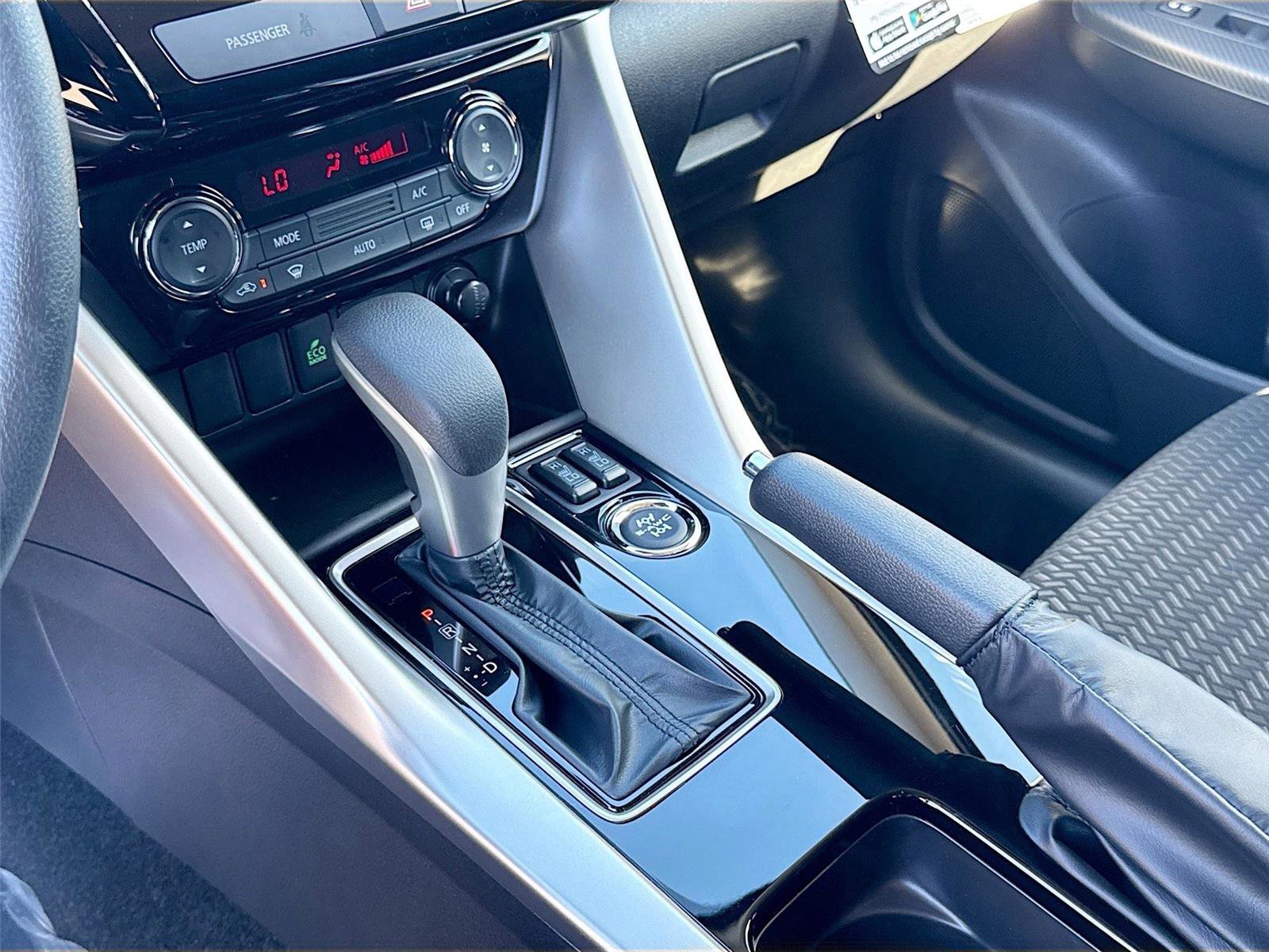 New 2026 Mitsubishi Eclipse Cross LE AWD/4WD image 14