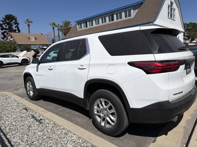 Used 2023 Chevrolet Traverse LS w/ Safety Package FWD image 3