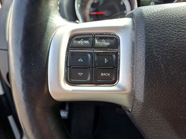 Used 2017 Dodge Grand Caravan GT image 17