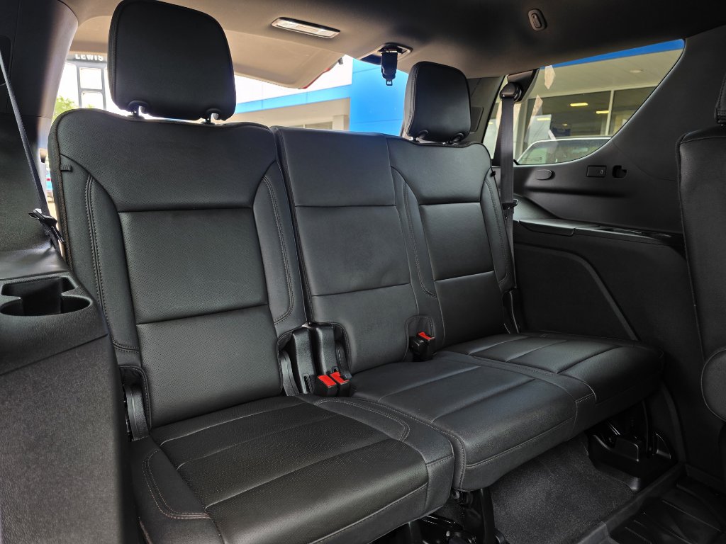 Certified 2024 Chevrolet Tahoe High Country w/ Premium Package 2 image 27