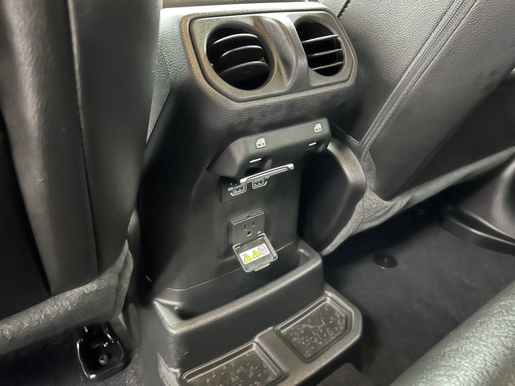 Used 2023 Jeep Wrangler Unlimited Sahara w/ Cold Weather Group image 15