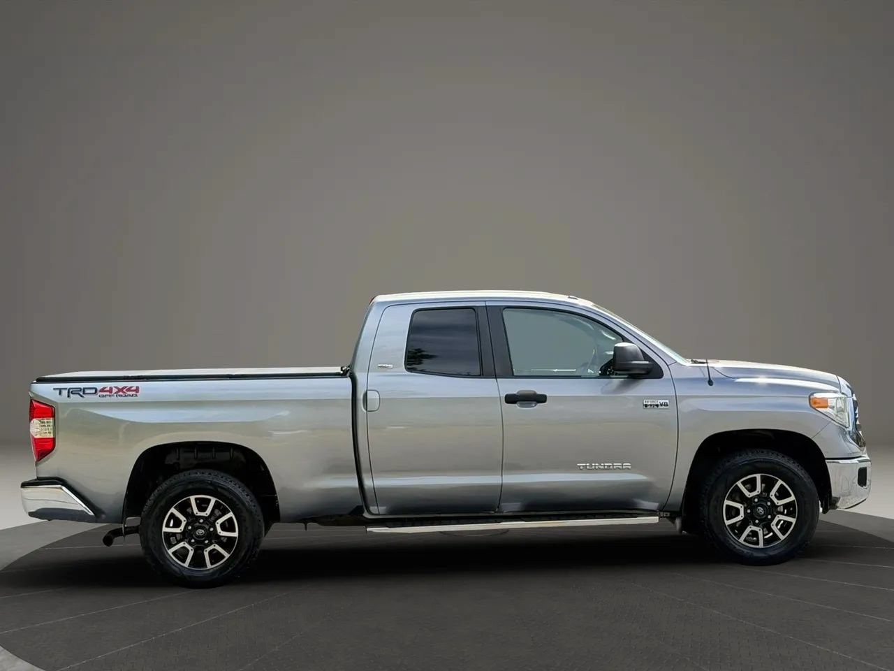 Used 2014 Toyota Tundra SR5 w/ TRD Off Road Package AWD/4WD image 7