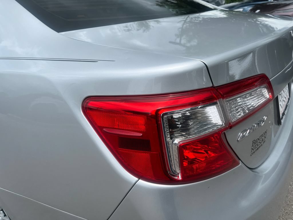Used 2012 Toyota Camry LE FWD image 39