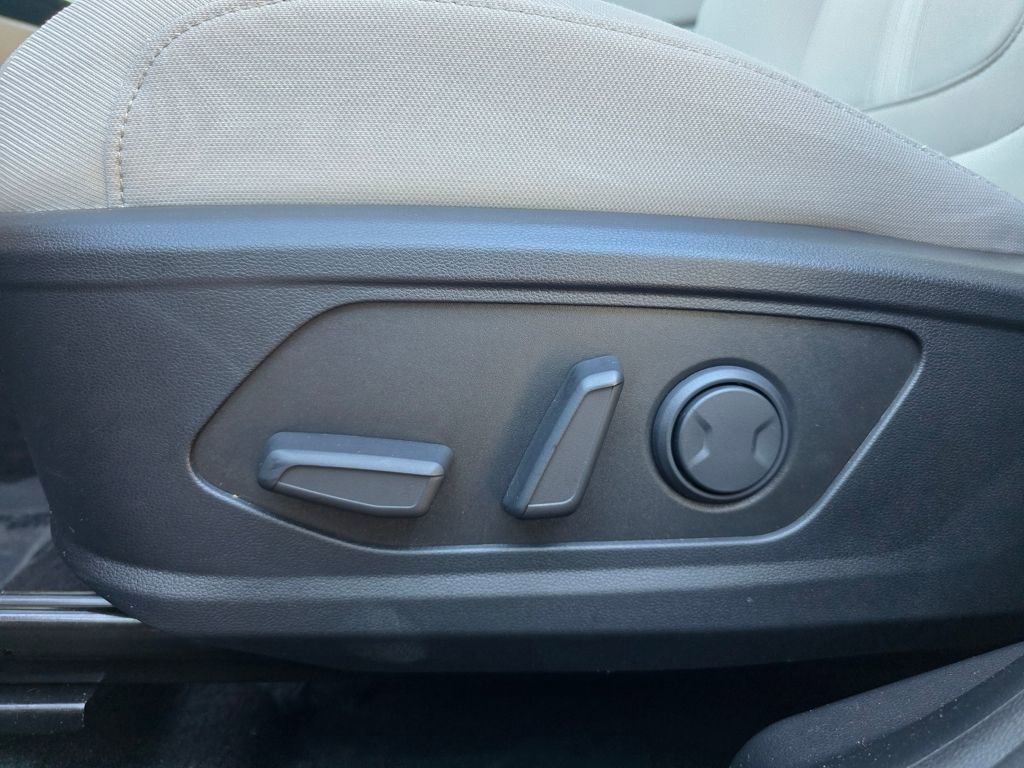 Used 2025 Hyundai Tucson SEL image 17