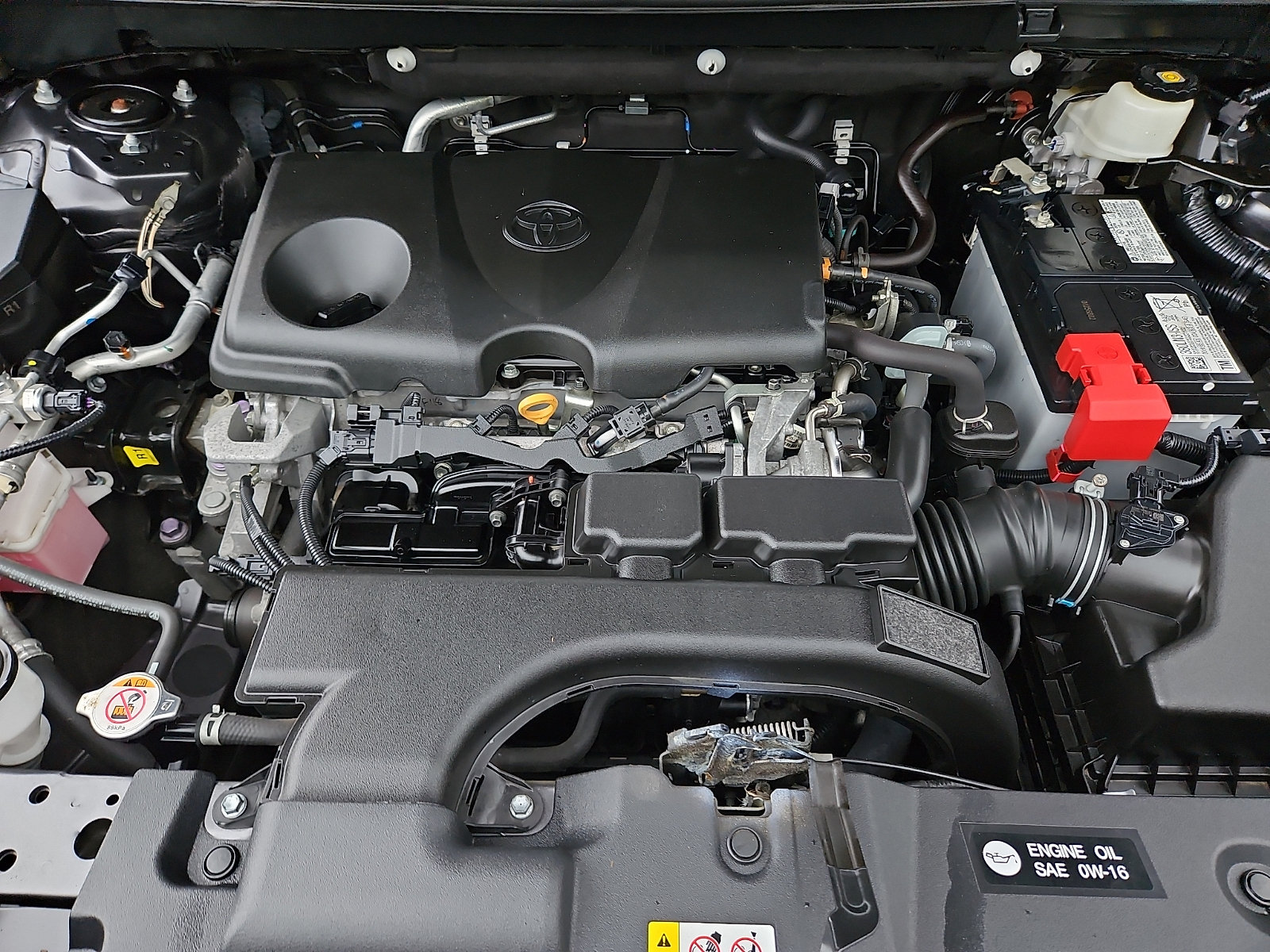 Used 2021 Toyota RAV4 XLE AWD/4WD image 27