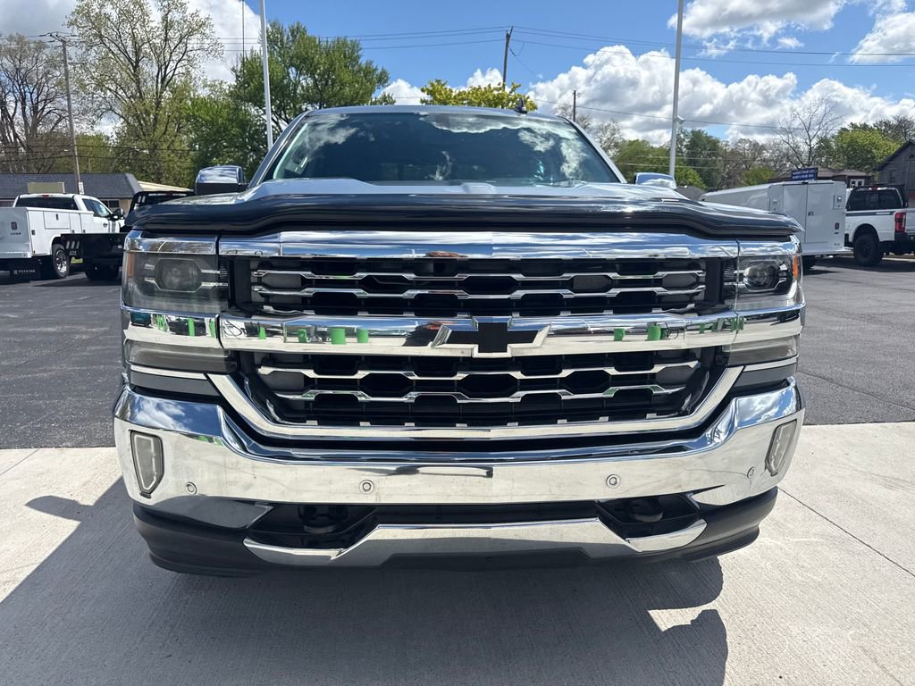 Used 2016 Chevrolet Silverado 1500 LTZ w/ LTZ Plus Package AWD/4WD video 3