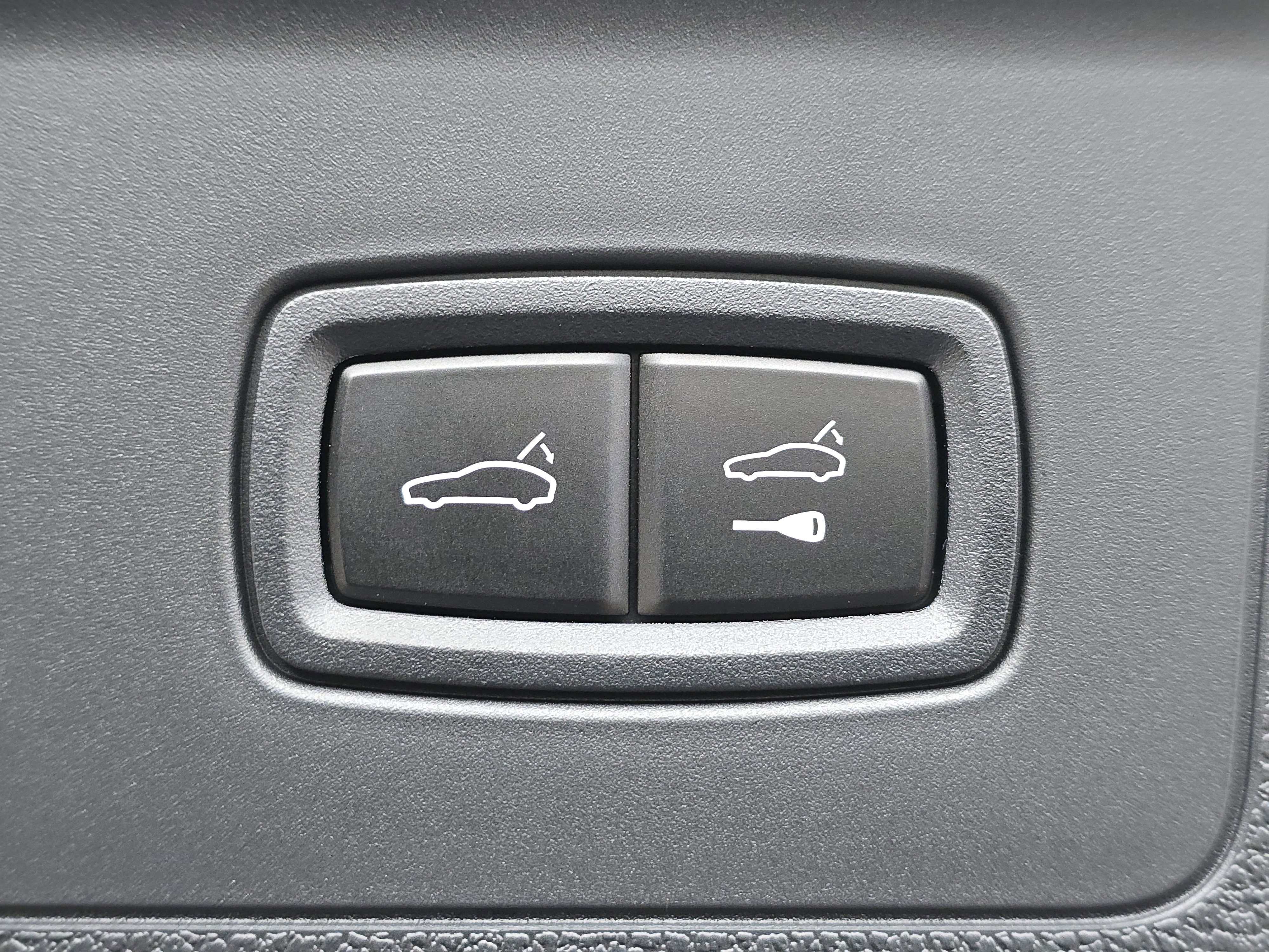 New 2026 Porsche Panamera 4 image 16