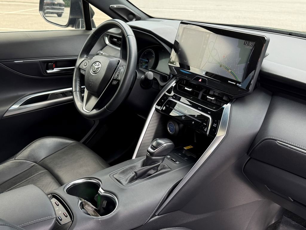 Used 2021 Toyota Venza Limited w/ Carpet Mat Package (TMS) AWD/4WD image 9