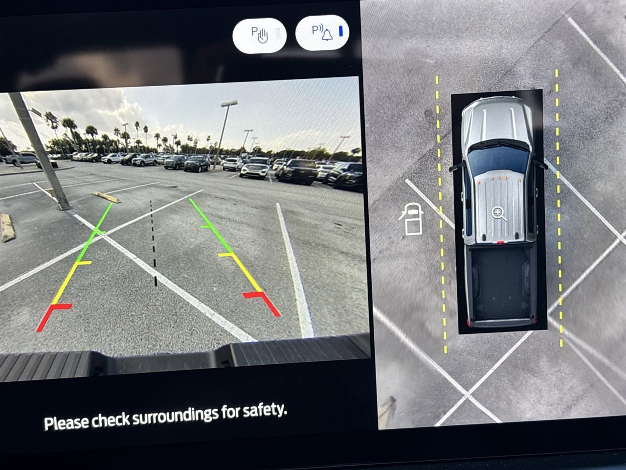 New 2026 Ford F250 Lariat w/ Black Appearance Package image 26