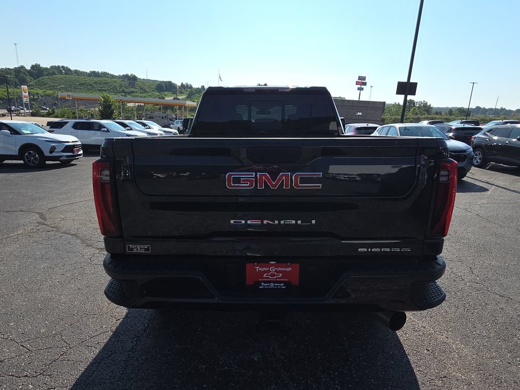 Used 2025 GMC Sierra 2500 Denali AWD/4WD image 7
