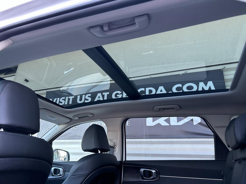 New 2026 Kia Sorento S w/ S Panoramic Sunroof Package image 16