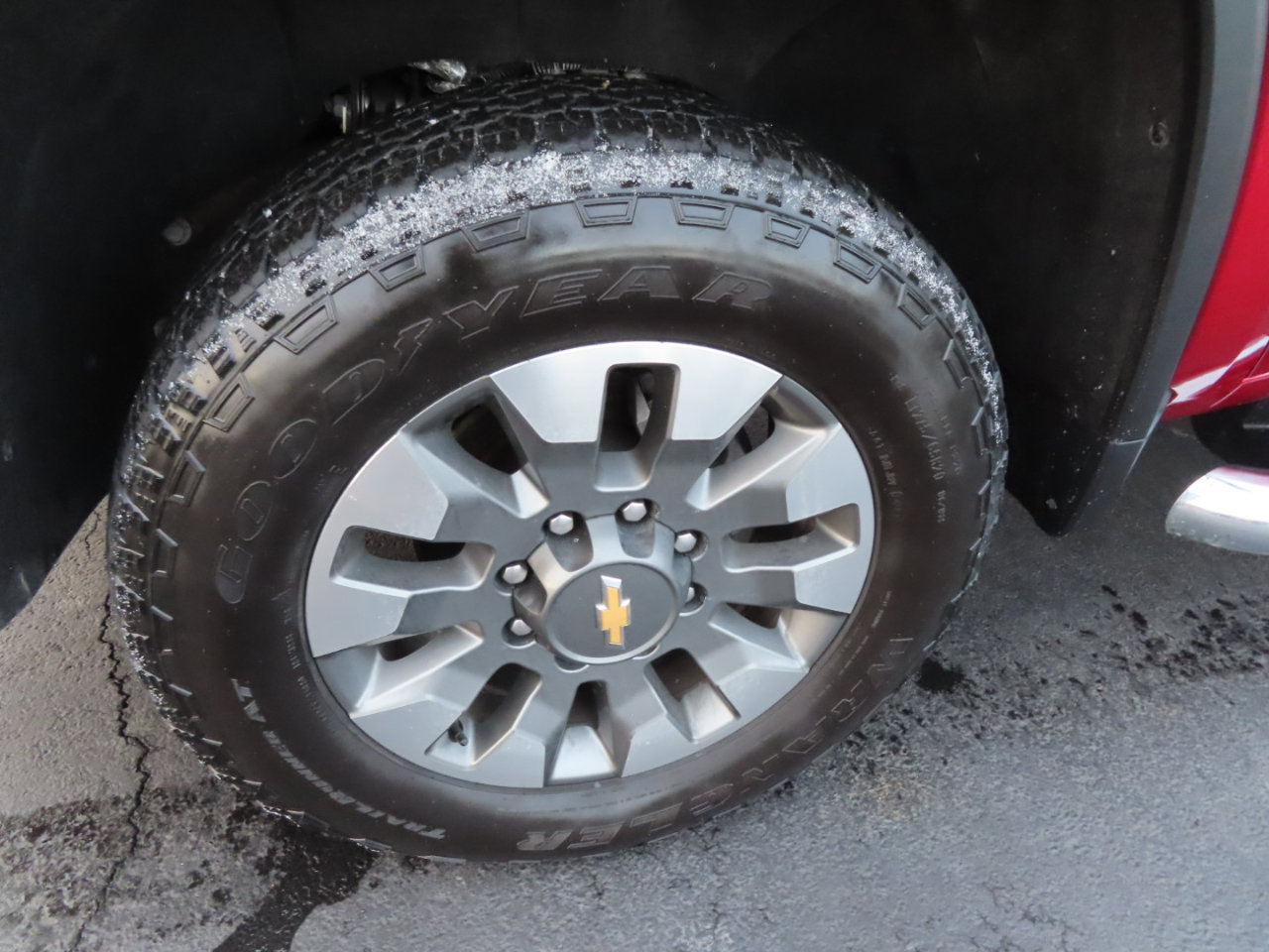 Used 2024 Chevrolet Silverado 2500 LT image 11