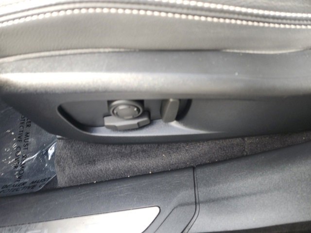 Used 2025 Jaguar F-PACE R-Dynamic S image 26