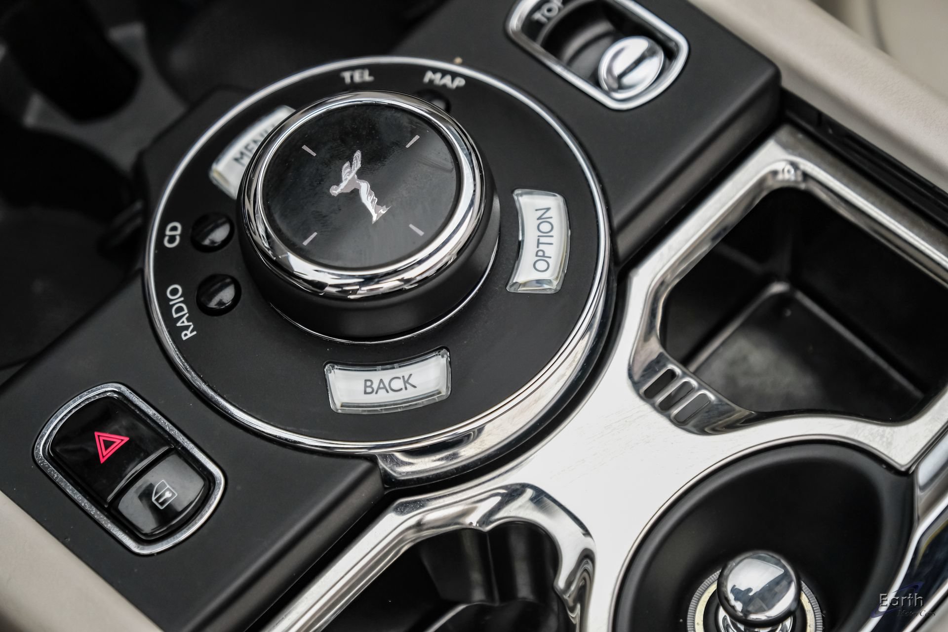 Used 2017 Rolls-Royce Dawn RWD image 70