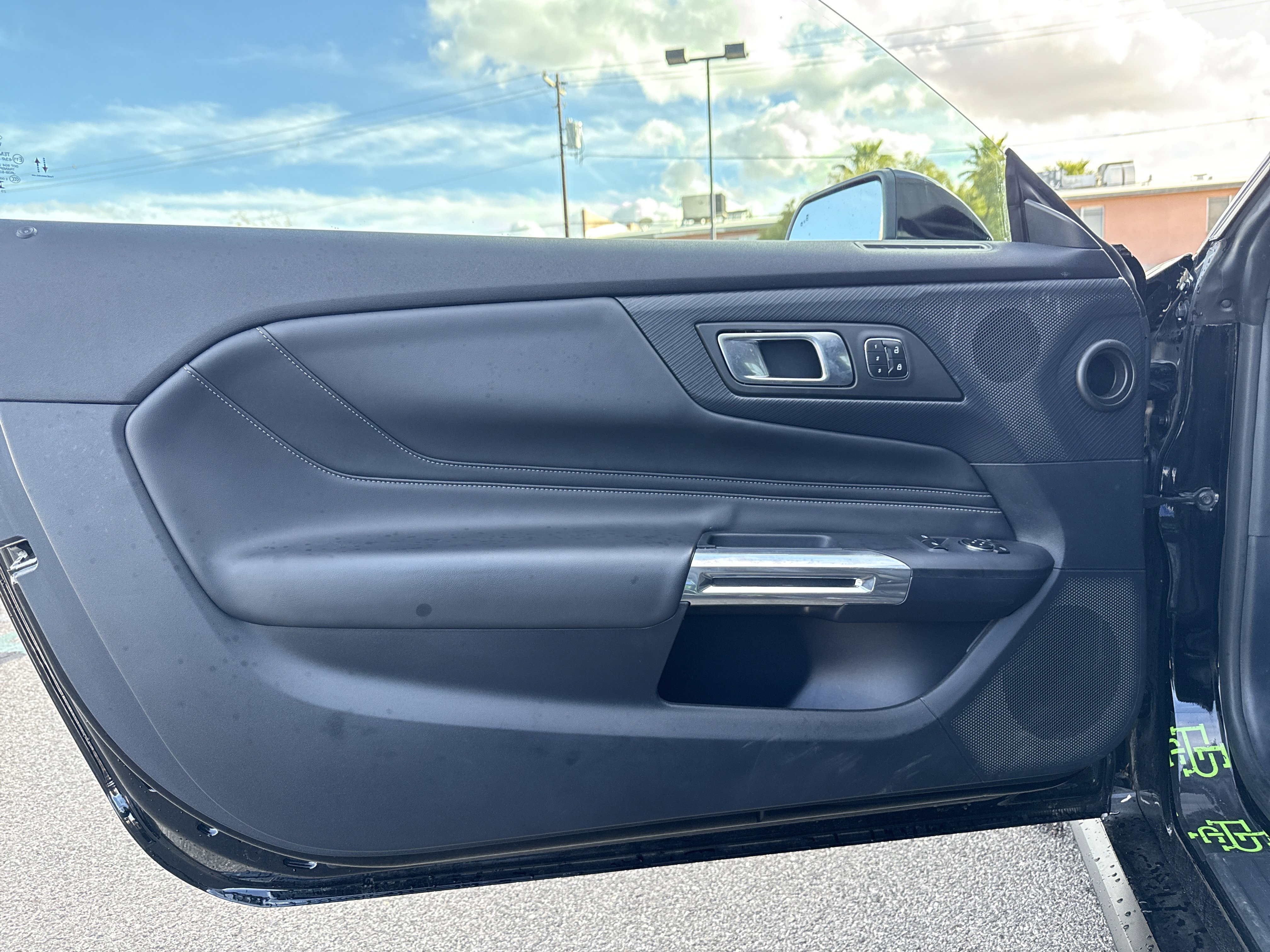 Used 2024 Ford Mustang GT Premium image 14