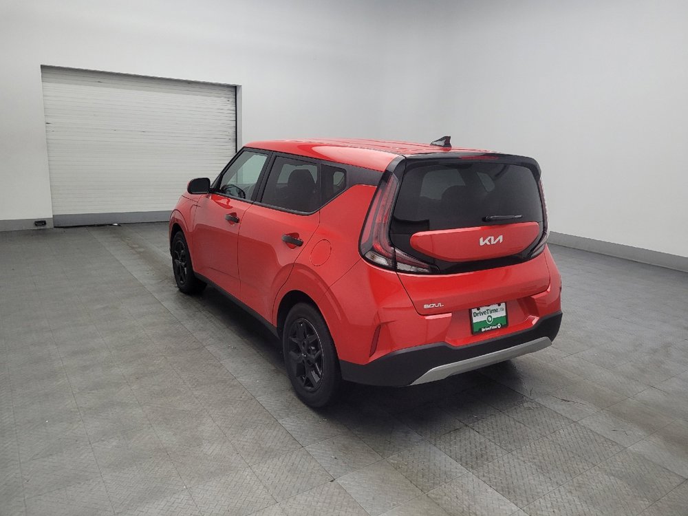 Used 2025 Kia Soul S FWD image 5