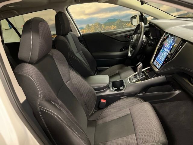 Used 2025 Subaru Outback Premium AWD/4WD image 65