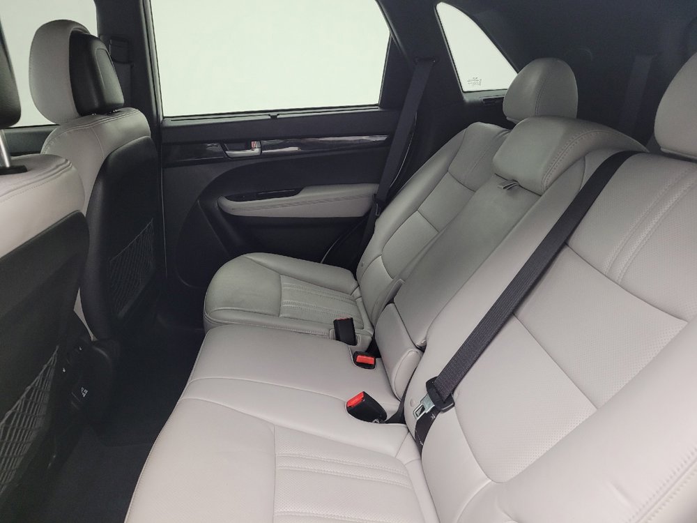 Used 2014 Kia Sorento SX w/ 3rd Row Package AWD/4WD image 18