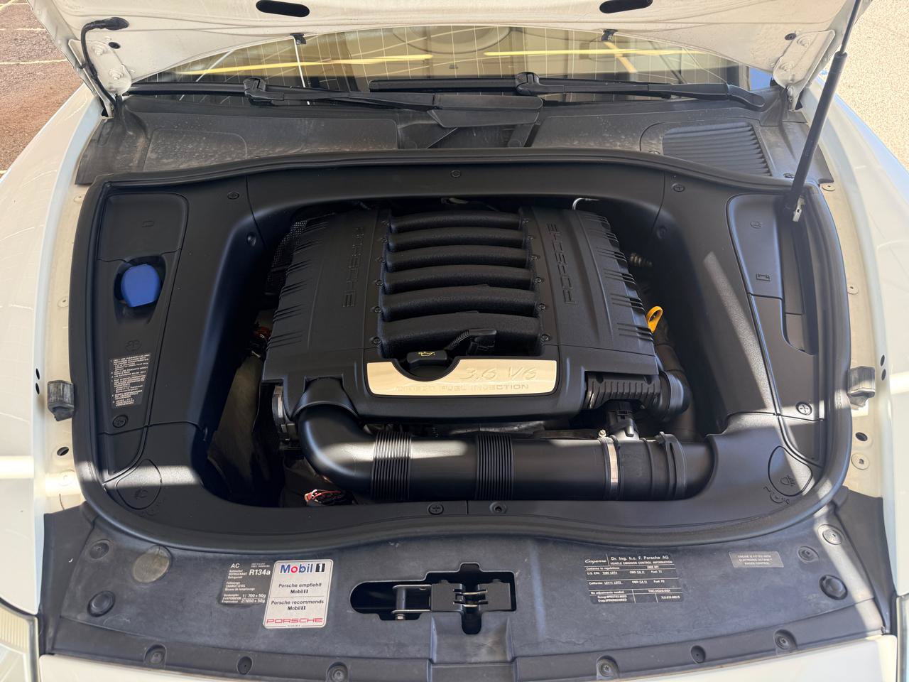 Used 2009 Porsche Cayenne AWD/4WD image 24
