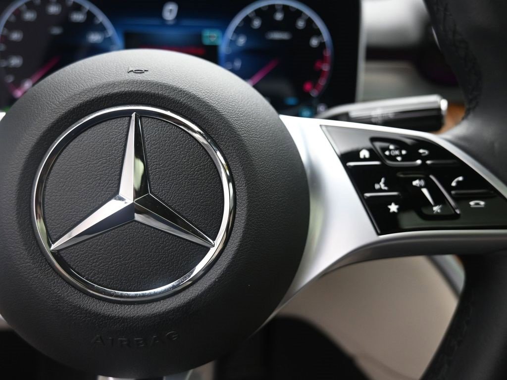 Used 2024 Mercedes-Benz C 300 Sedan image 14