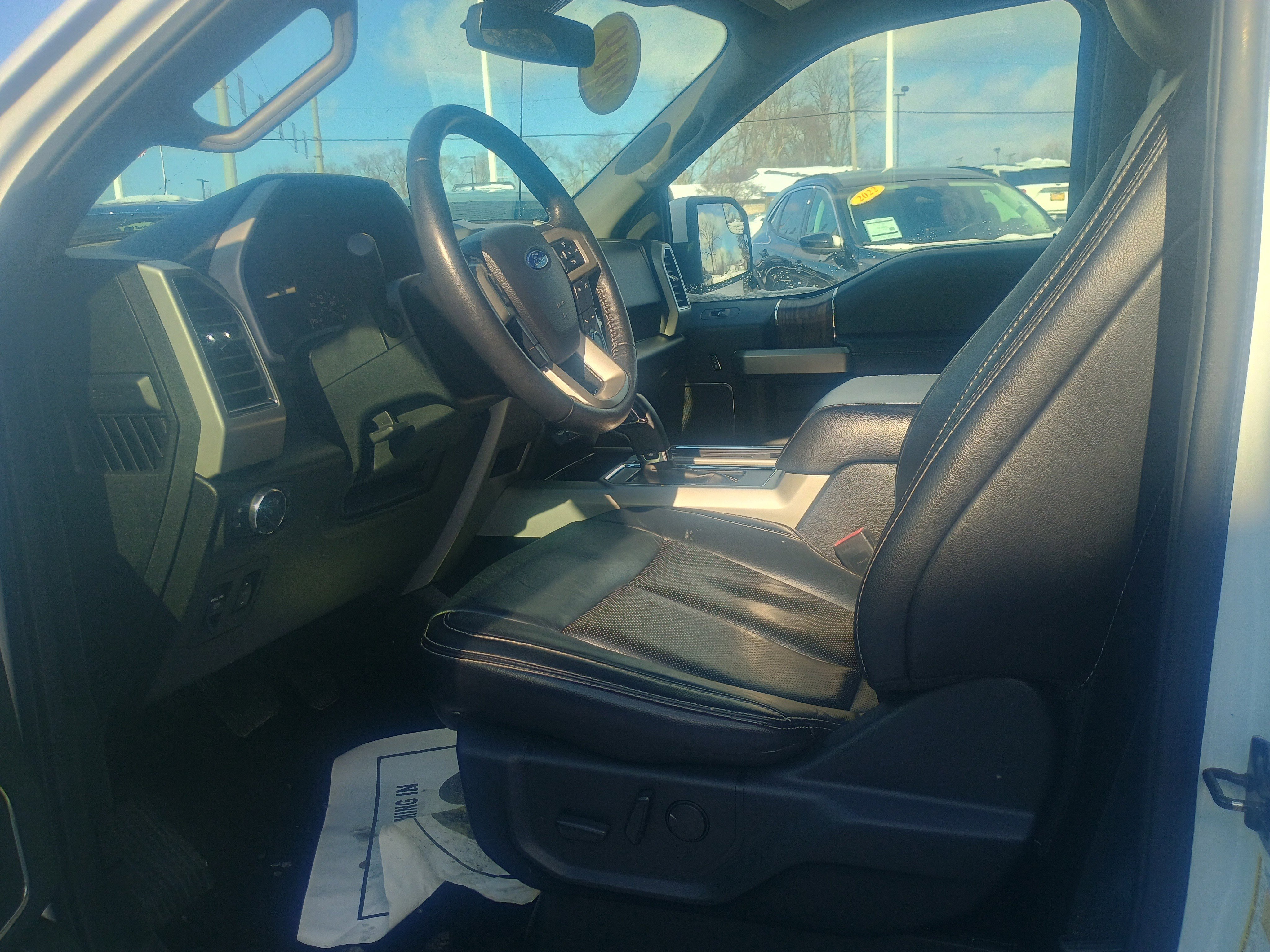 Used 2019 Ford F150 Lariat image 16