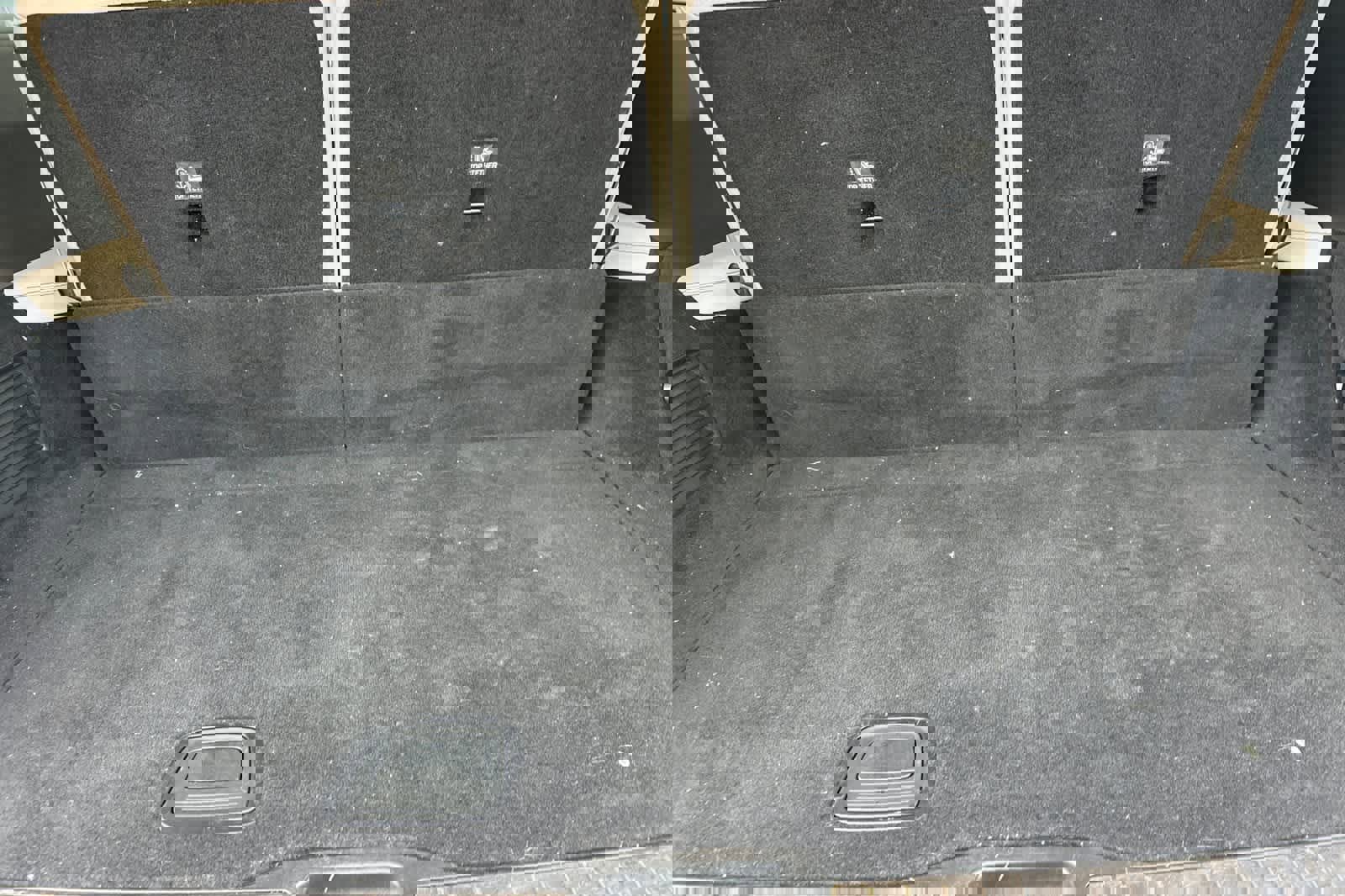 Used 2022 Mercedes-Benz GLS 450 4MATIC image 17