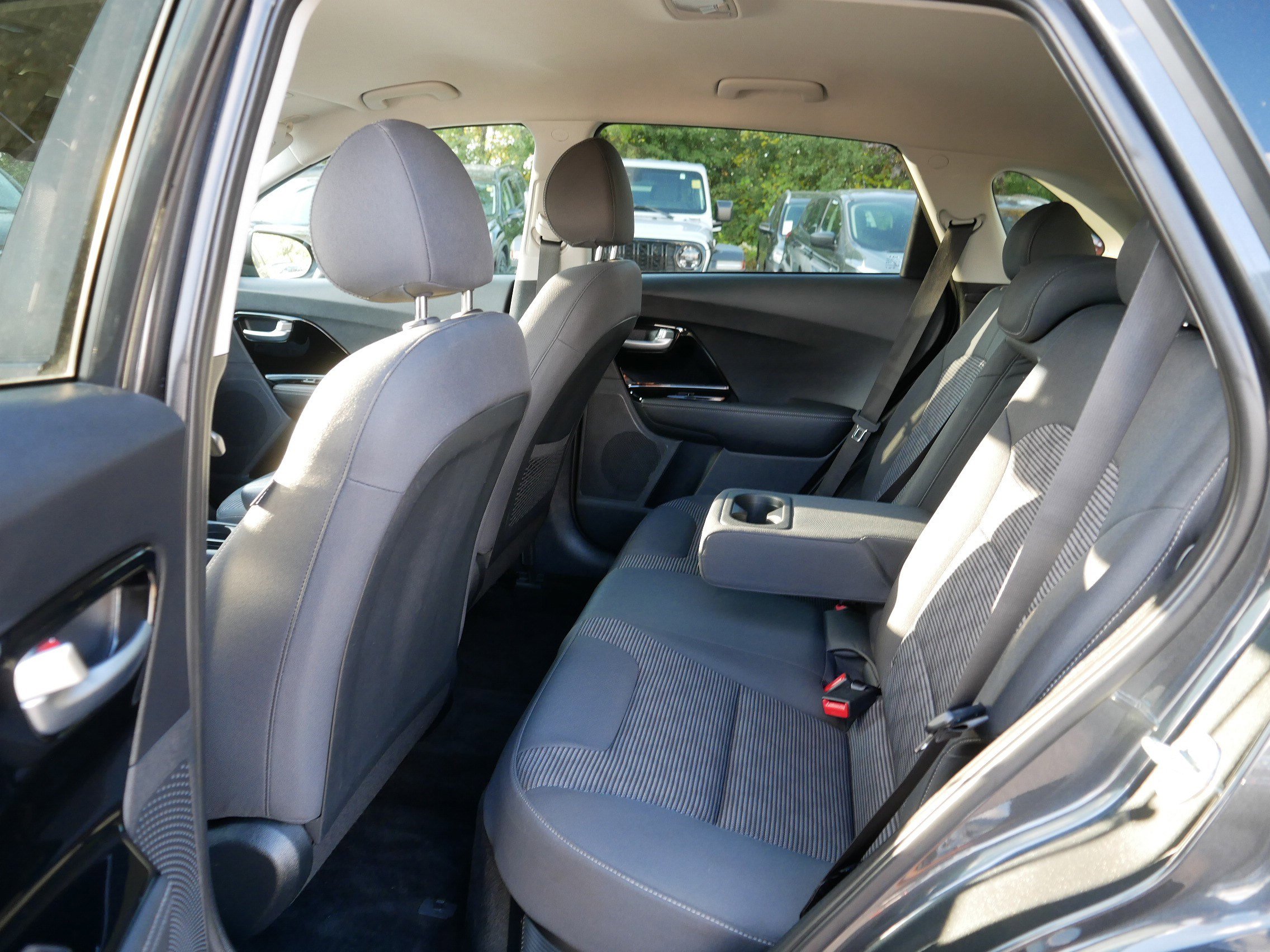 Certified 2022 Kia Niro LXS image 35