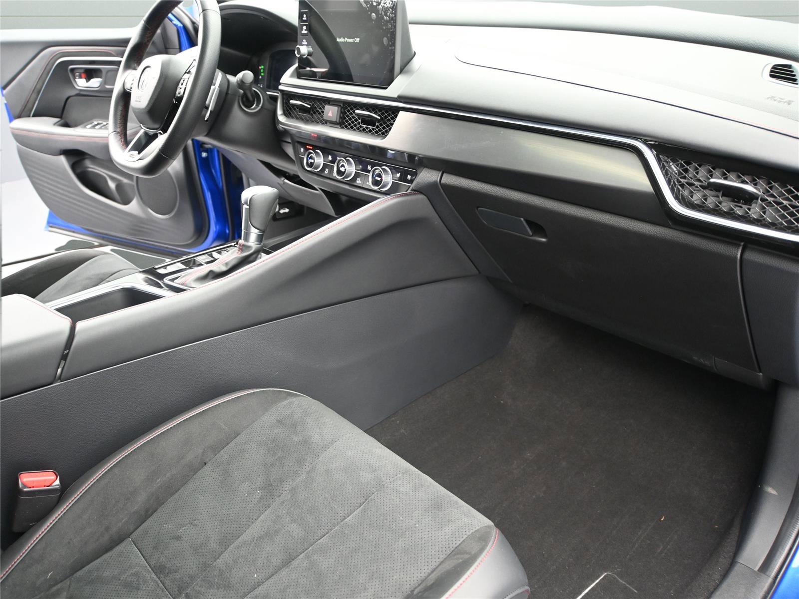 Certified 2025 Acura ADX A-Spec image 19