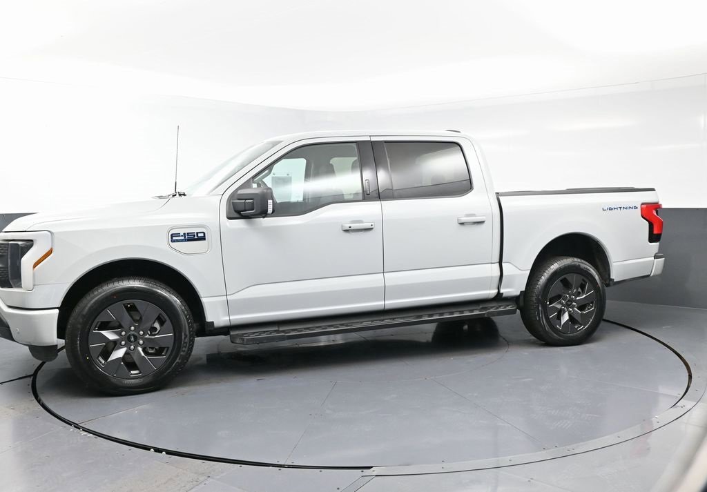 Used 2024 Ford F150 Lightning Flash w/ Max Trailer Tow Package image 6