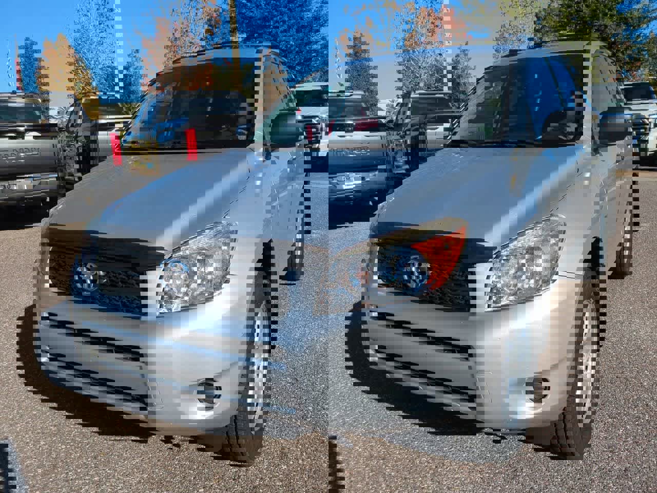 Used 2006 Toyota RAV4 4WD image 2