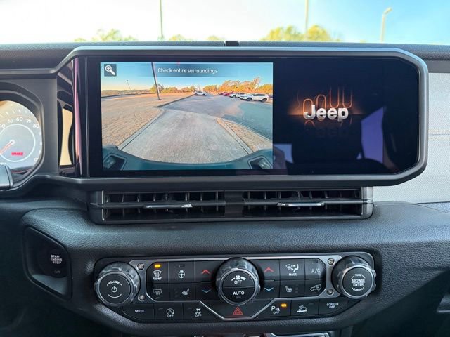New 2026 Jeep Gladiator Sport AWD/4WD image 19