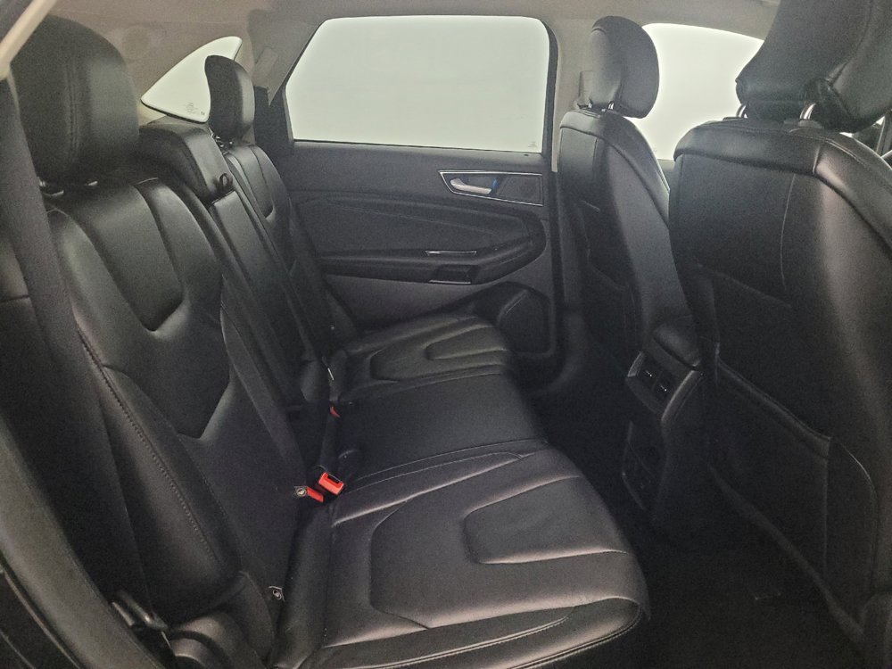 Used 2019 Ford Edge Titanium AWD/4WD image 19