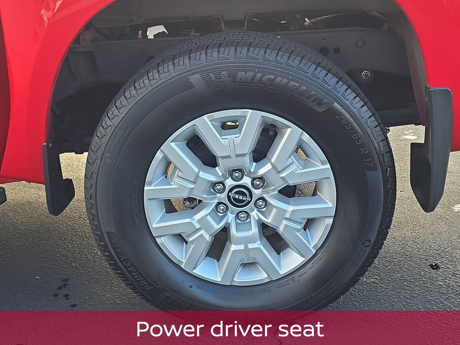 Used 2022 Nissan Frontier SV image 11