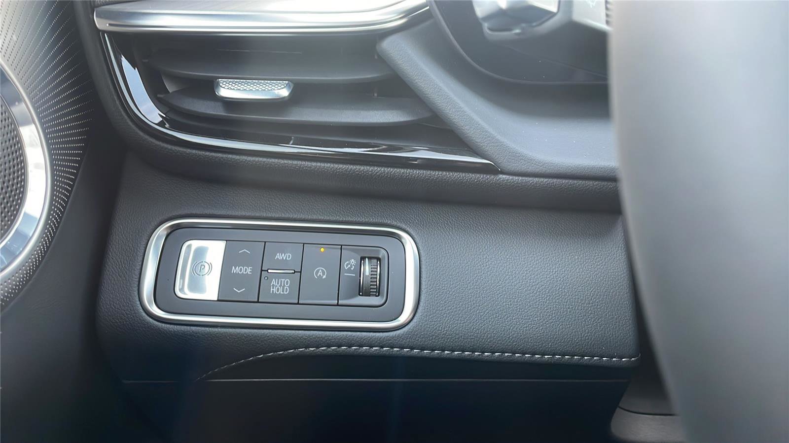 New 2026 Buick Enclave Avenir w/ Super Cruise Package image 14