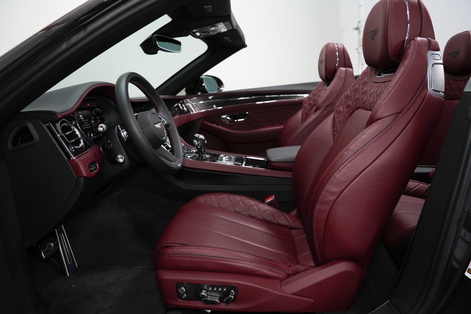 Used 2021 Bentley Continental GT V8 AWD/4WD image 49