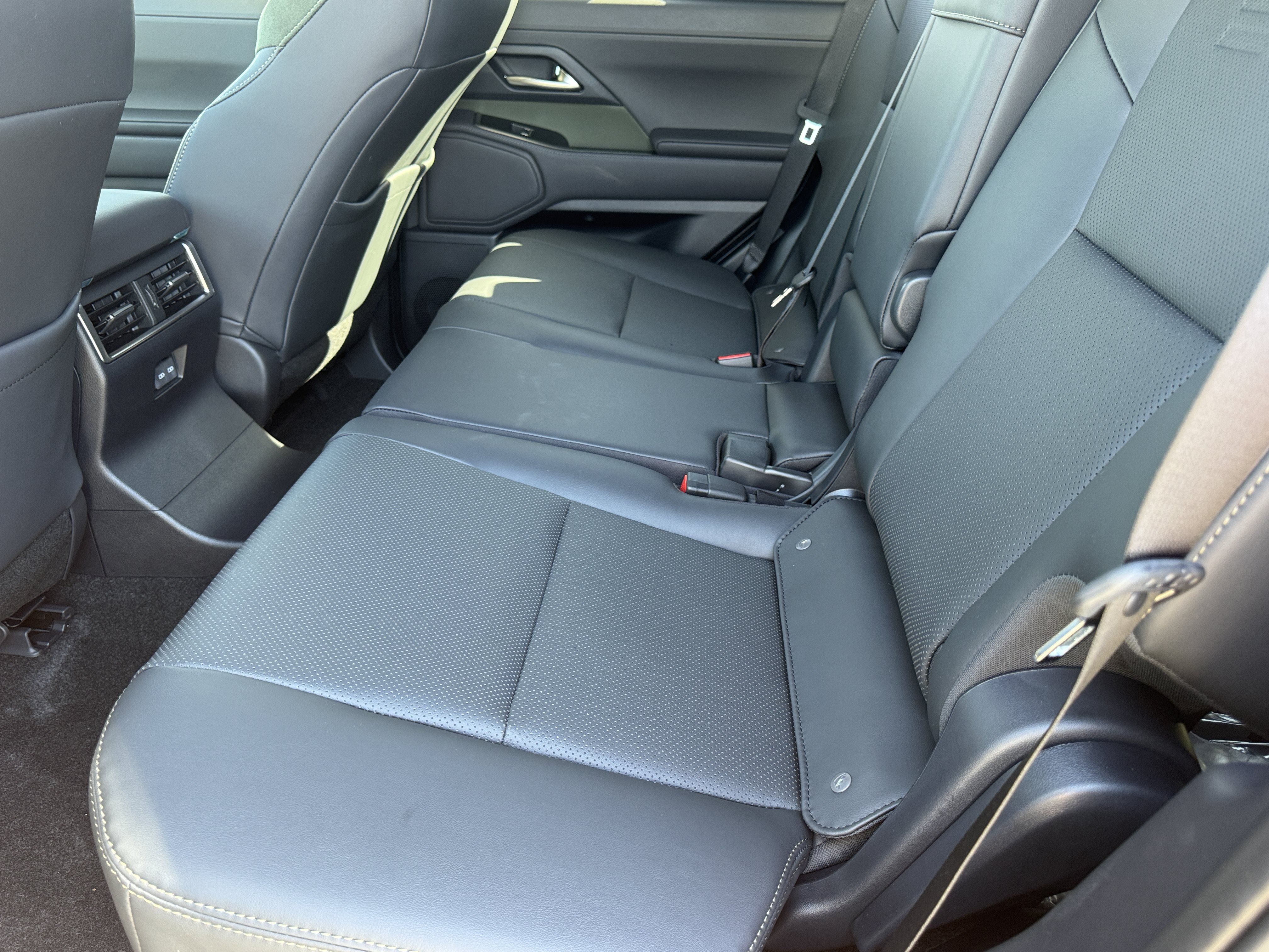 New 2026 Lexus GX 550 AWD/4WD image 29