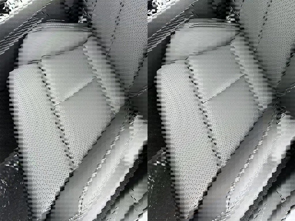 New 2026 Subaru Outback Touring image 10