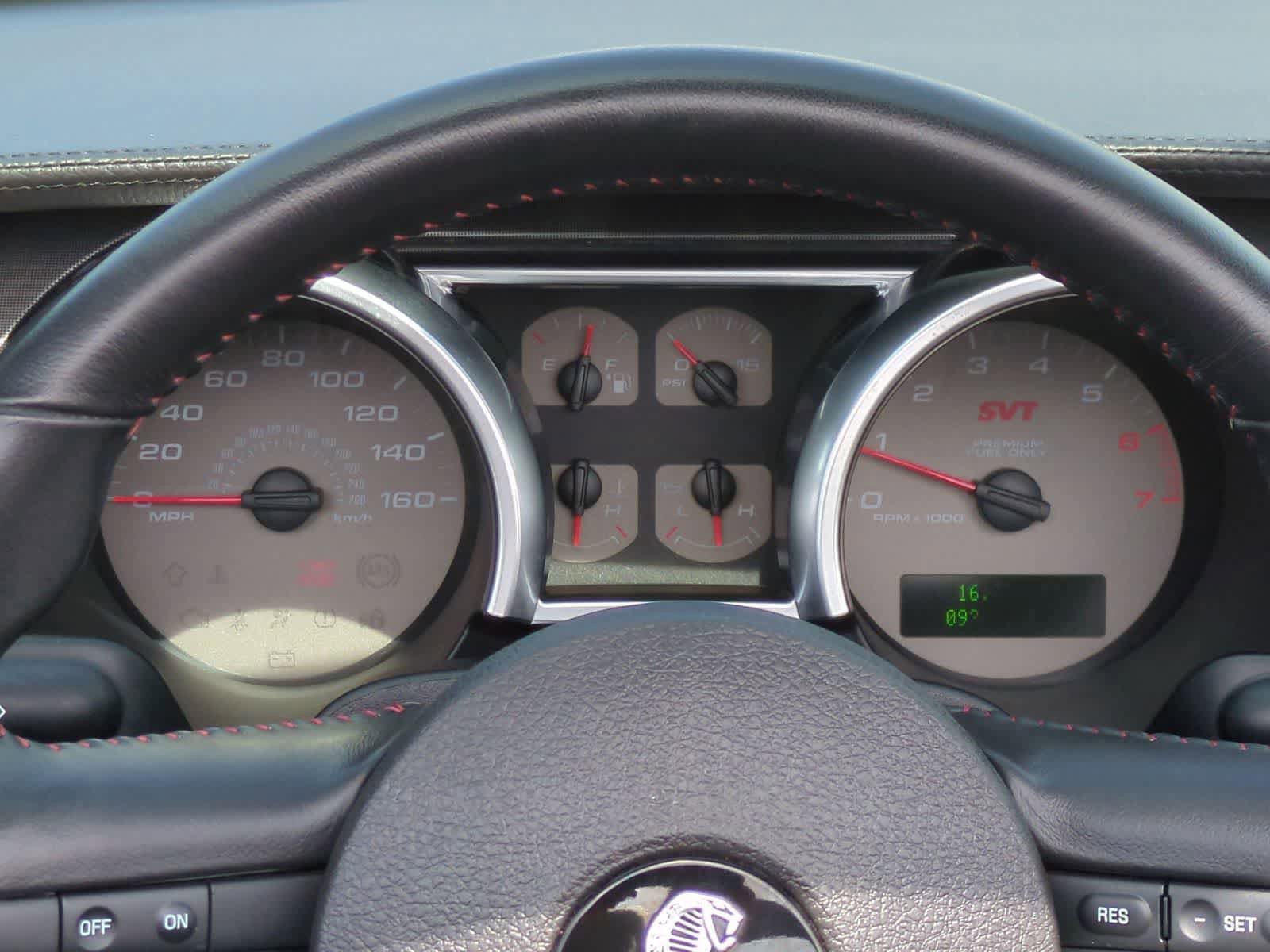 Used 2007 Ford Mustang Shelby GT500 RWD image 34