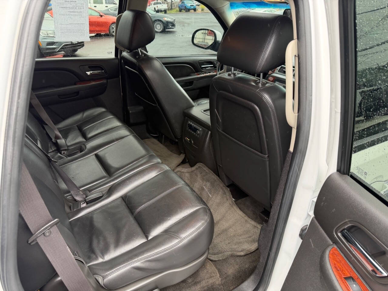 Used 2013 Chevrolet Tahoe LT w/ Luxury Package AWD/4WD image 21