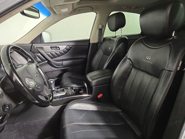 Used 2014 INFINITI QX70 AWD w/ Premium Package image 14