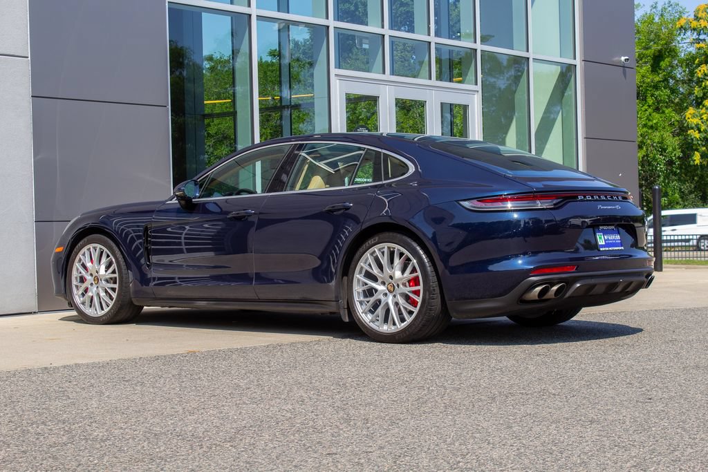 Used 2022 Porsche Panamera 4S AWD/4WD image 8