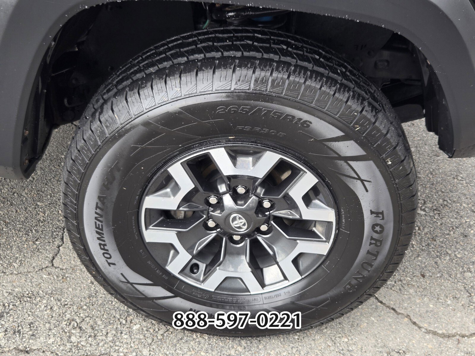 Used 2021 Toyota Tacoma TRD Off-Road image 21