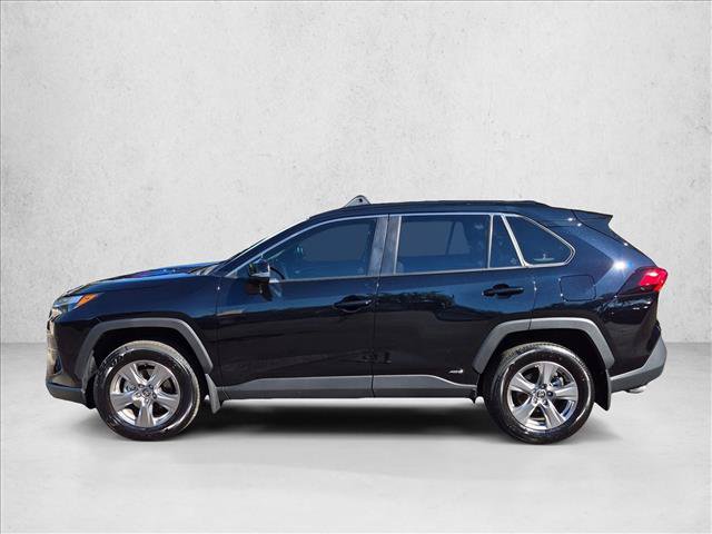 Used 2025 Toyota RAV4 XLE AWD/4WD image 9