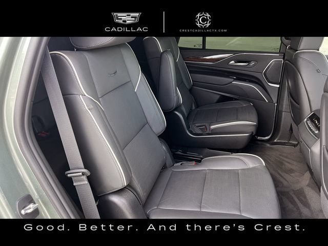 Used 2024 Cadillac Escalade Premium Luxury w/ Performance Package AWD/4WD image 32
