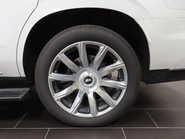 Used 2022 Cadillac Escalade Premium Luxury Platinum AWD/4WD image 14