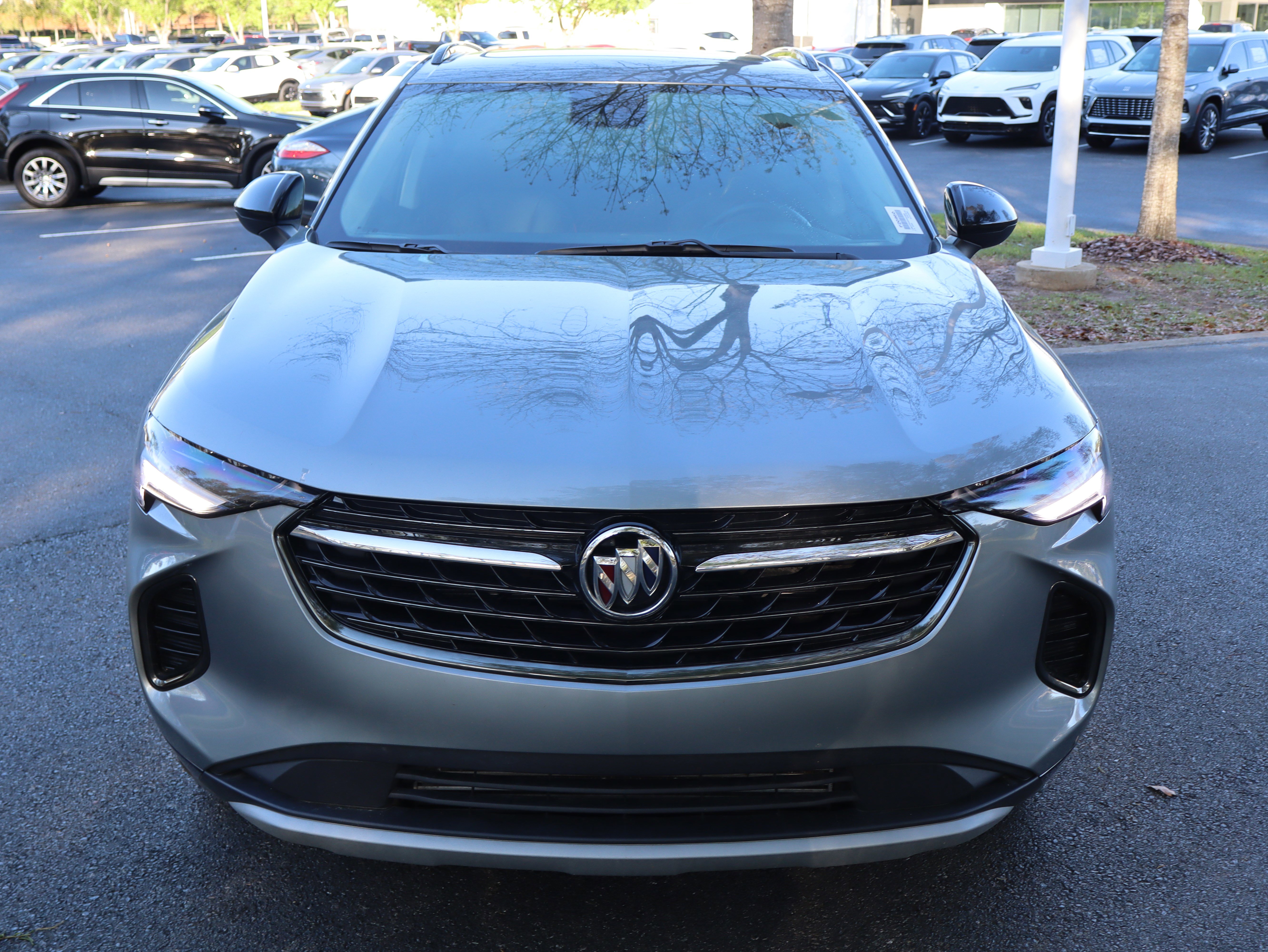 Used 2023 Buick Envision Essence w/ Sport Touring Package image 3